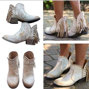 Corral Circle G Fringe Shortie Booties